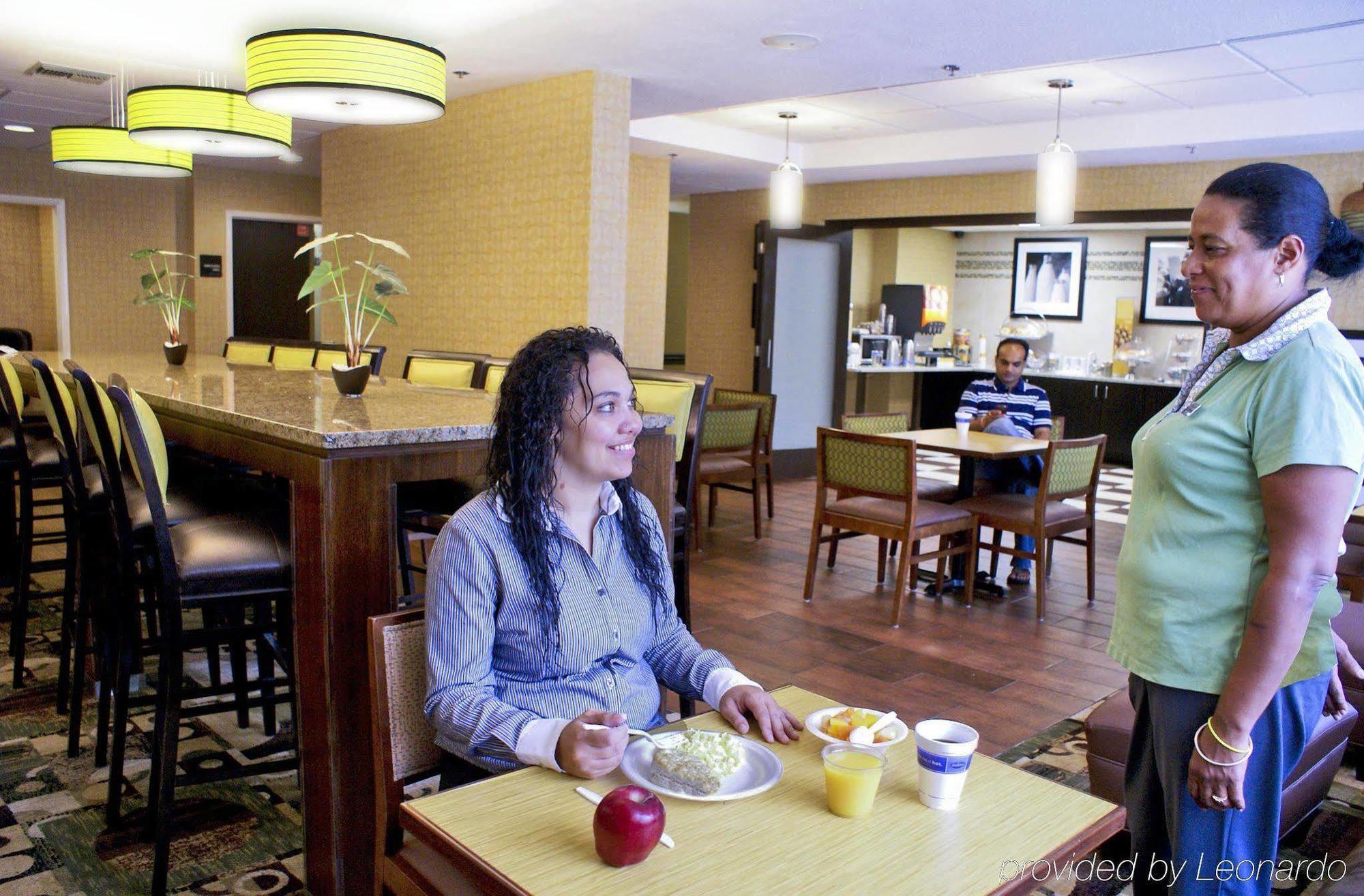Spark By Hilton Tampa Brandon Restaurace fotografie